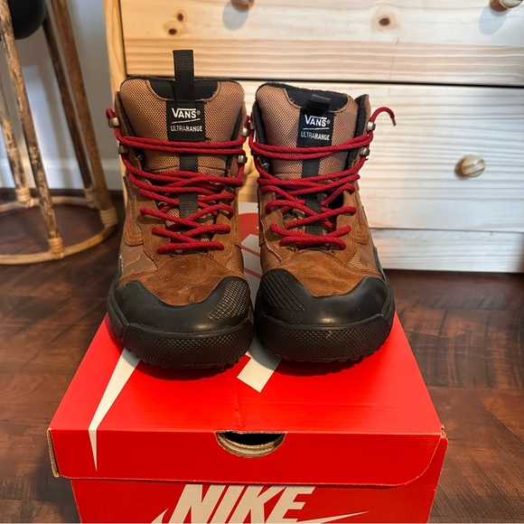 Vans UltraRange Exo Hi MTE-2 Gore-Tex Dachshund Shoes Boots Men 10 Used main image 4